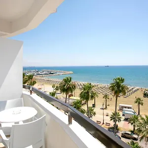 فندق Les Palmiers Boutique & Luxury, لارنكا